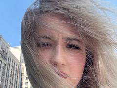 AnnieFiscal - blond female with  big tits webcam at xLoveCam