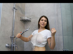 Annika4U-hot - female with brown hair webcam at xLoveCam