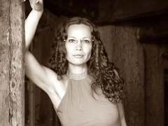 AnnikaRose-hot - blond female webcam at xLoveCam