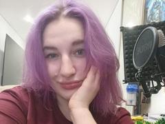 AnnitaMilliter - female with brown hair and  big tits webcam at xLoveCam