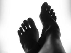 BlackStiletto - female with black hair and  small tits webcam at xLoveCam