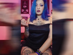 AnnyFreyr - female with red hair and  big tits webcam at xLoveCam
