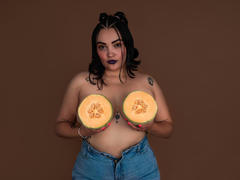 AnthonellaMiller - female with black hair webcam at xLoveCam