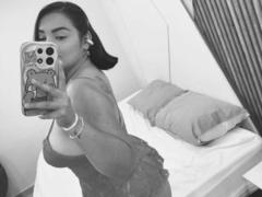 AnthonellaMiller - female with black hair webcam at xLoveCam
