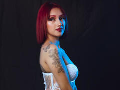 AntonellaGraay - female with red hair webcam at xLoveCam