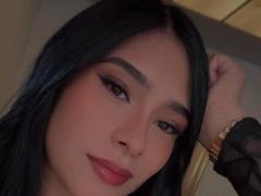 AntonellaPrescott - female with black hair webcam at xLoveCam