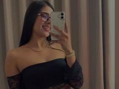 AntonellaPrescott - female with black hair webcam at xLoveCam