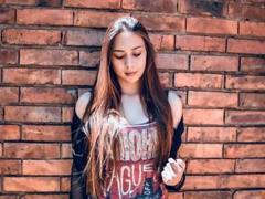 Antonellacolinss - blond female webcam at xLoveCam
