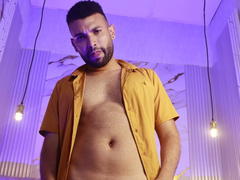 AntoniSmith - male webcam at xLoveCam