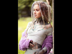 Anuskatzz-hot - blond female webcam at xLoveCam