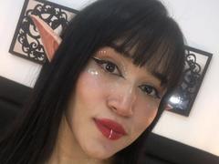 AnyGomezz - female with red hair webcam at xLoveCam