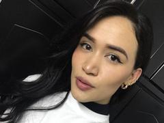 AnyGomezz - female with red hair webcam at xLoveCam