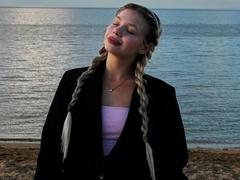 AnyaHoehn - blond female with  big tits webcam at xLoveCam