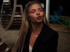 AnyaHoehn - blond female with  big tits webcam at xLoveCam