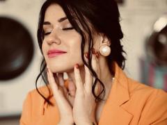 Anyaxxs - female with black hair webcam at xLoveCam