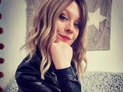 annekehot-sex - blond female webcam at xLoveCam