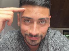 ApoloBe from xLoveCam