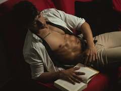 ApoloCrus - male webcam at xLoveCam