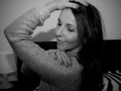 Annarella - blond female with  big tits webcam at LiveJasmin