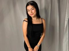 AprilDesire - female webcam at xLoveCam