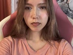 AprylVanochten - female webcam at xLoveCam