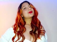 ARADIA - female with brown hair webcam at xLoveCam