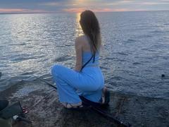 Isaya - female with brown hair webcam at xLoveCam