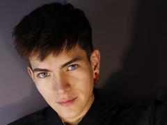 Archangel69 - male webcam at xLoveCam