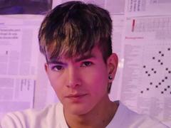 Archangel69 - male webcam at xLoveCam