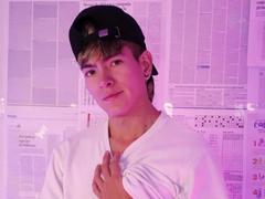 Archangel69 - male webcam at xLoveCam