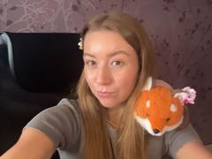 ArdeliaAmesbury - female with brown hair webcam at xLoveCam