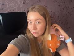 ArdeliaAmesbury - female with brown hair webcam at xLoveCam