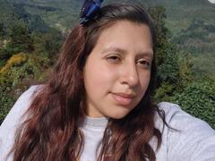 ArenaPeeach - female with brown hair and  big tits webcam at xLoveCam