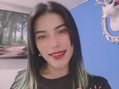 Arenne - female with brown hair and  small tits webcam at xLoveCam