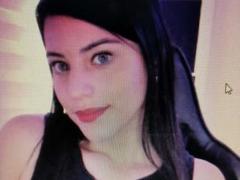 Arenne - female with brown hair and  small tits webcam at xLoveCam