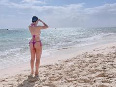 Arenne - female with brown hair and  small tits webcam at xLoveCam