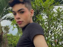 Aresxx from xLoveCam