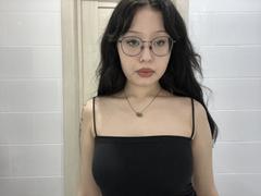 ArethaAssael from xLoveCam