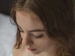 AriaCandy-hot - female with brown hair webcam at xLoveCam