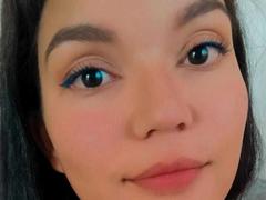 AriaLeenn - female with black hair webcam at xLoveCam