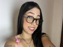 AriaLuxx - female with black hair webcam at xLoveCam