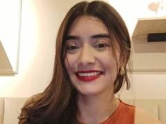 AriadnaWells - female with brown hair webcam at xLoveCam