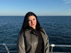 ArianaDarko - female with black hair webcam at xLoveCam