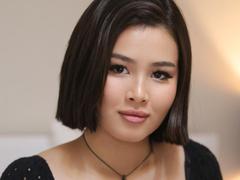 ArianaBlanco - female with black hair and  big tits webcam at LiveJasmin