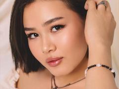 ArianaBlanco - female with black hair and  big tits webcam at LiveJasmin