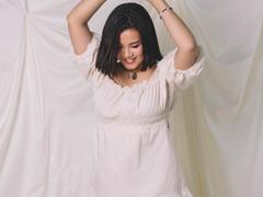 ArianaBlanco - female with black hair and  big tits webcam at LiveJasmin