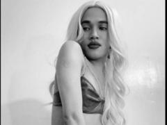 ArianaGrindr - shemale webcam at xLoveCam