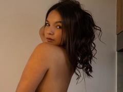 AriannaLee - female with black hair webcam at LiveJasmin