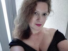AriaxKiss from xLoveCam
