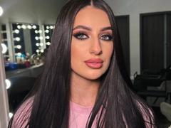 ArielGemmee - female with black hair webcam at ImLive